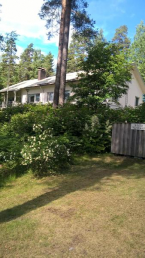 Отель Huoneistot Villa Keituri  Виррат